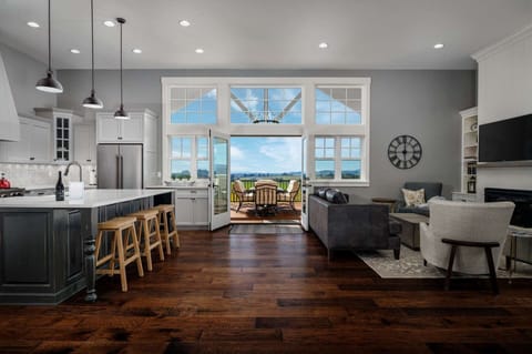 Welcome to The Farmhouse at Quandary Vineyards. We hope to host you at this lovely Willamette Valley rental. Please reach out with any questions.