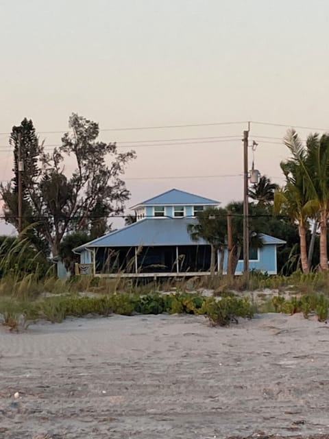 View of the house from the beach