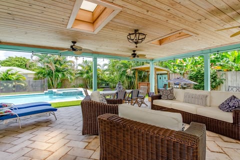 All season lanai 