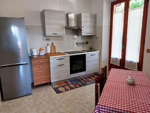 Cucina con terrazza