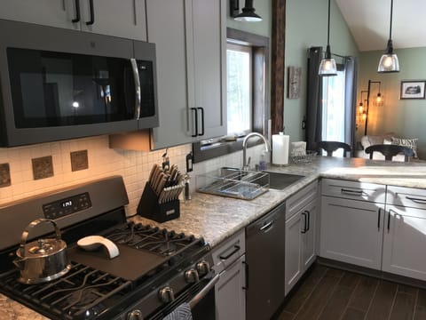 Brand new appliances, including dishwasher