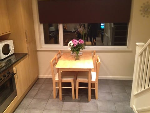 Dinning / kitchen area