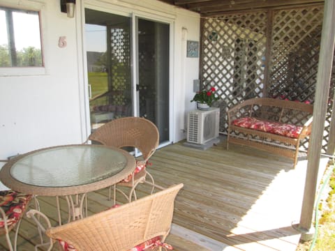 Private Deck