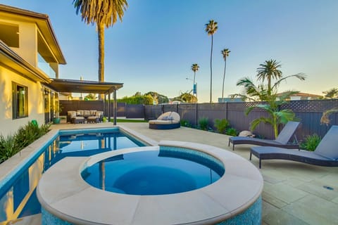 Backyard pool and spa