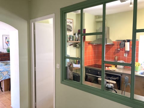 Beau T5 au Mourillon, quiet, 100m from the beaches. Apartment in Toulon