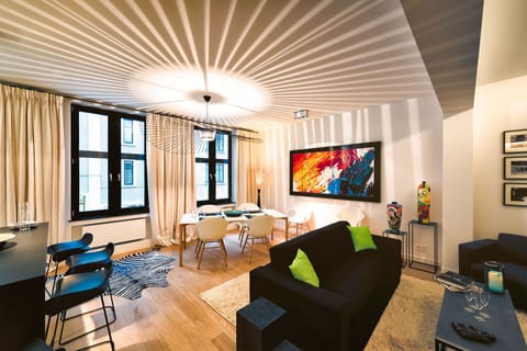 Living Room / Dining Room