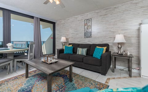 Island Winds East 508 Gulf Shores, Alabama, beach front, 2 bedroom condominium
