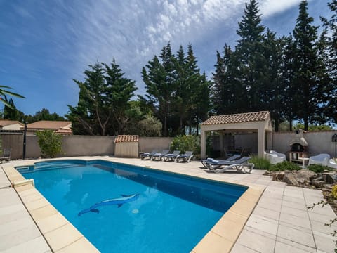 Holiday Home Swimming Pool