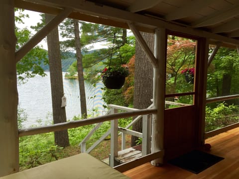 Large screened porch with beautiful views of the lake!