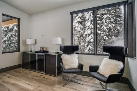 Bar and relaxation area looks out to Basin Express chair