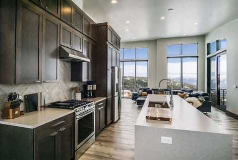 We provide everything you need from sharp knives to small appliances