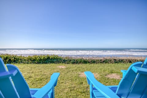 Oceanview Seating