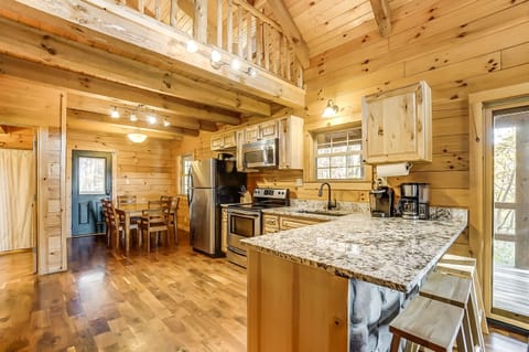 Kitchen amenities include both a standard drip and Keurig coffee maker.