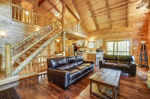 Enjoy 3 levels of privacy and a bathroom on each floor!