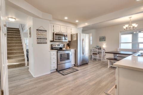 Kitchen with amenities