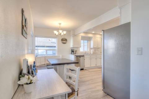 Dining area with kitchen