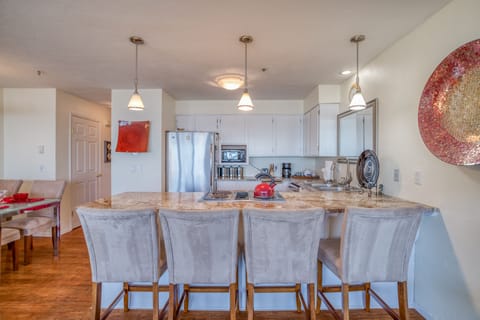 Breakfast Table with high chairs