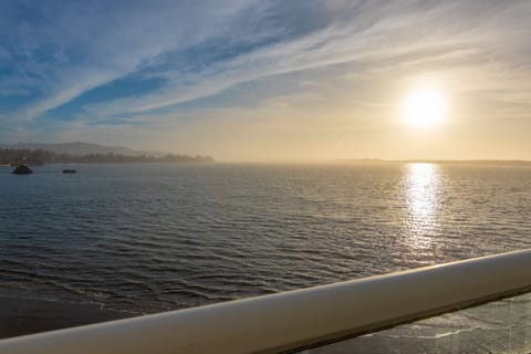 Dock of the Bay 305 Ocean View