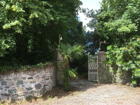 Entrance Gateway. 