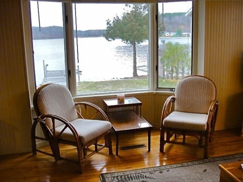 Perfect spot in the living to watch the sunrise and sip coffee, or a nightcap