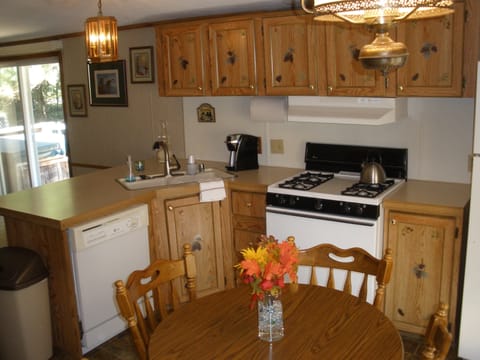 Kitchen fully equiped