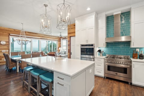 Fully stocked kitchen.