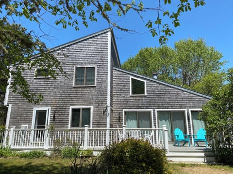 New natural cedar shingles w/ the Vineyard look in 2020