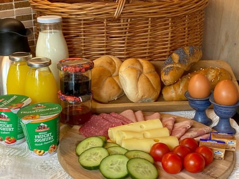 Breakfast meal