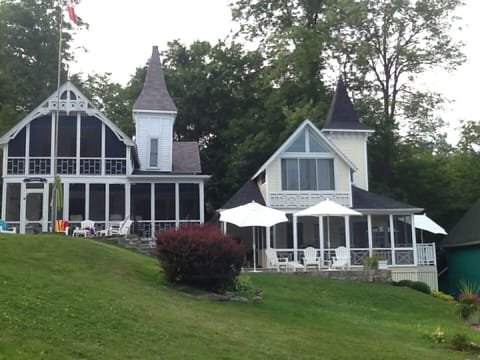 The Family Cottage is next to our cottage.