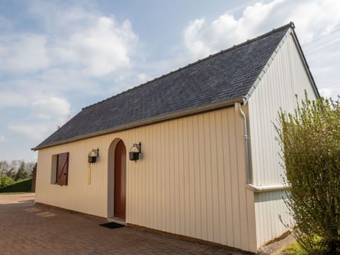 Property, Building, Roof, House, Garage, Shed, Barn, Cottage, Facade, Real Estate