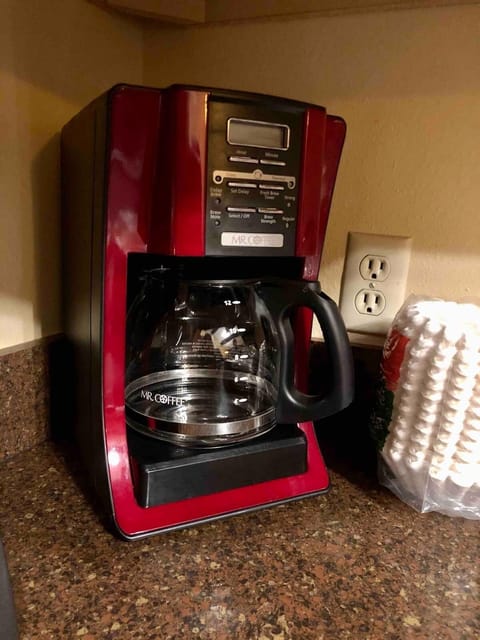 Coffee Maker with FREE COFFEE!!