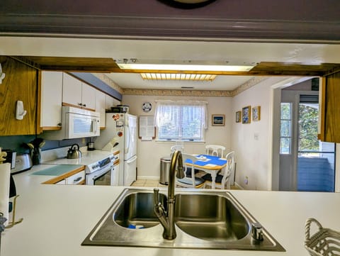 832A Westwood, Bethany Beach