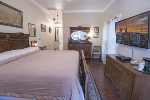 4th Ave Room Entrance