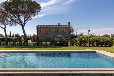 Building Exterior, Garden, Outdoor, Pool