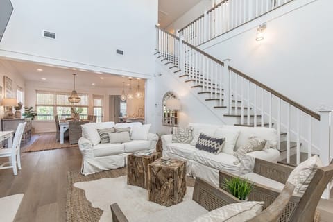 Spacious Floorplan with Cozy Furnishings