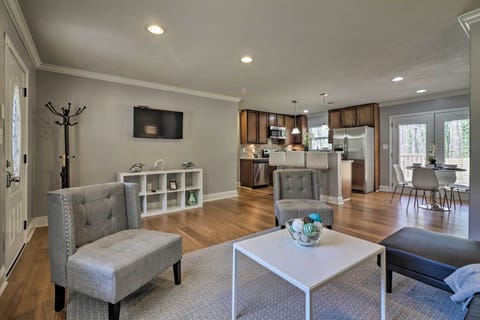 This well-appointed home provides the perfect Atlanta home-away-from-home!