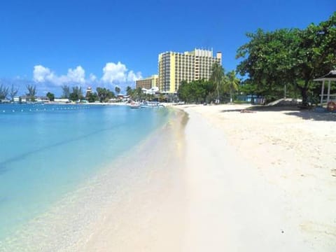 Beach @ Sandcastles