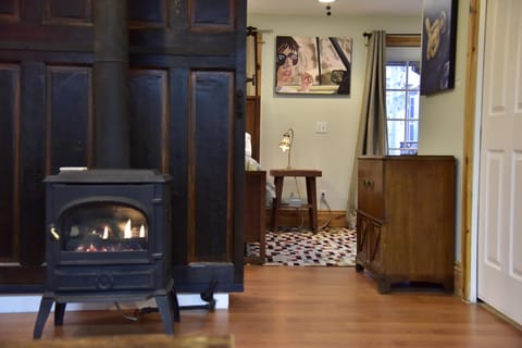 Gas stove, for chilly nights.  The studio is also served with mini-spit Heat/AC