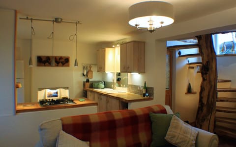 f97851fa-e1a1-4340-a366-b5308d9bd67d