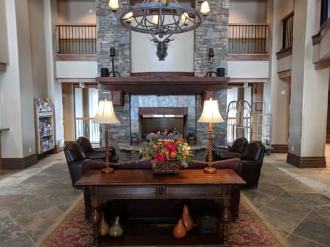 View of 1st Lobby and fireplace at Check in area
