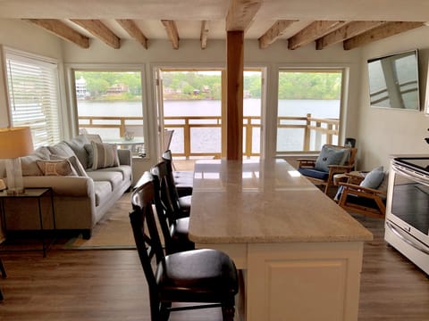 Beautiful open kitchen overlooking Lake Hamilton