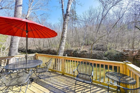 Cleveland Vacation Rental | 3BR | 1.5BA | Stairs Required | 672 Sq Ft