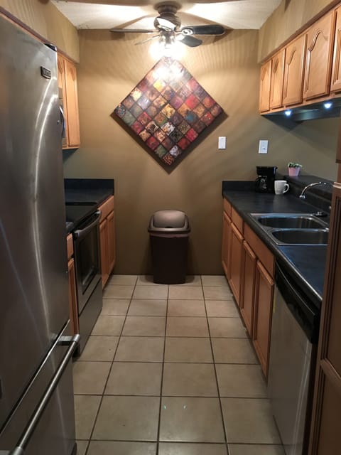 Fully furnished kitchen