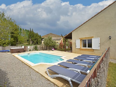Holiday Home Swimming Pool