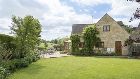 Garden, Kingfisher Cottage, Bolthole Retreats