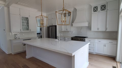 LARGE gourmet CHEF's KITCHEN with NEW 36" professional range & coffee/wine bar