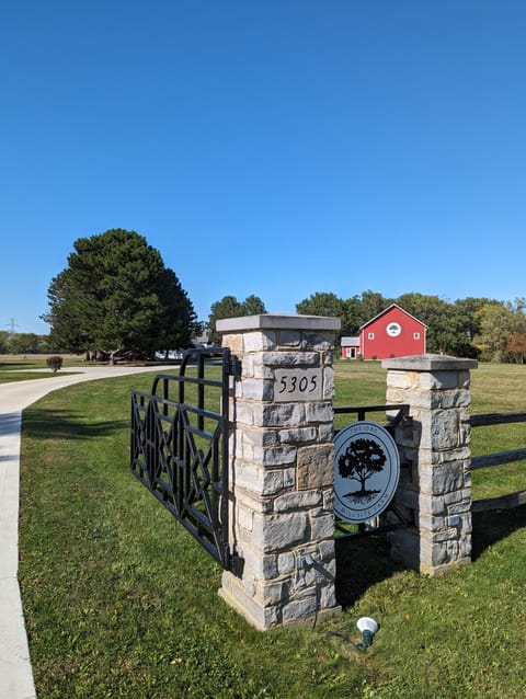 Welcome to The Oak at Millsite Farm!