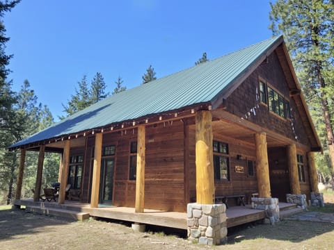 Welcome to the Cabin at Fawn Glen