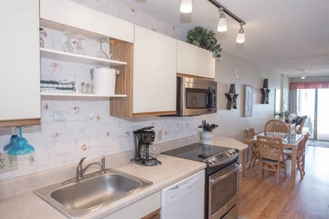 Oceanfront Penthouse in Paradise