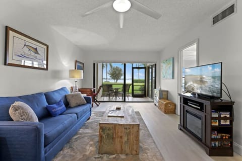 Spacious Living Room